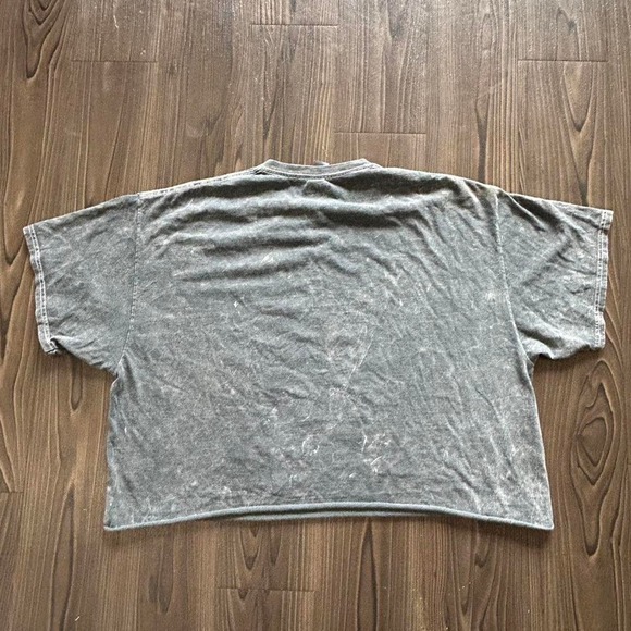 Disney Ursula Cropped Tee - Picture 3 of 4